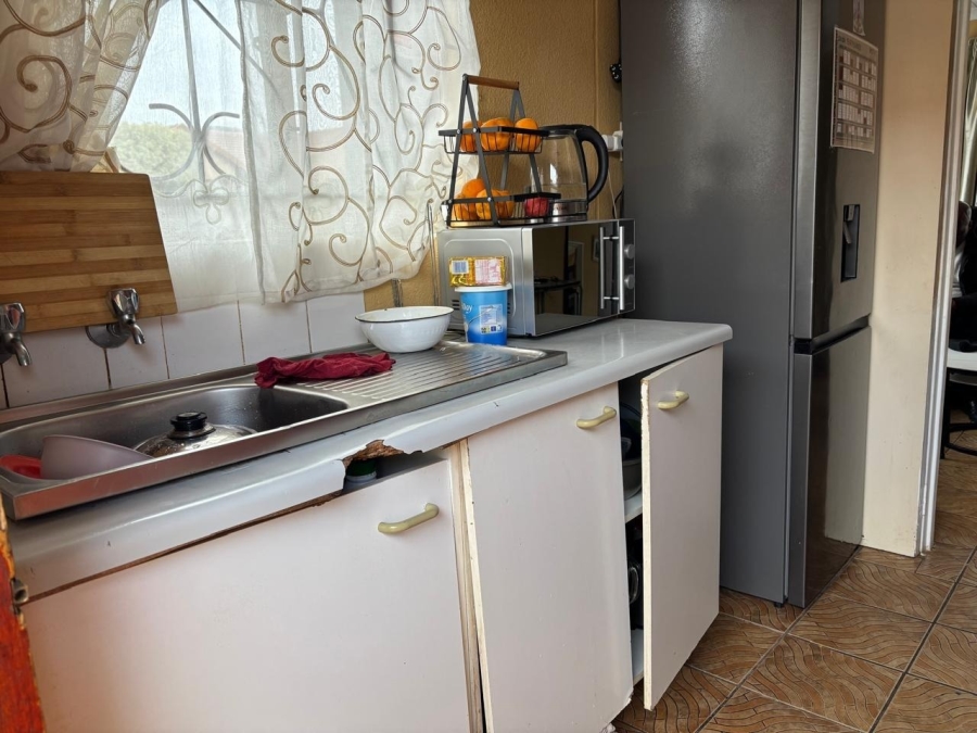 2 Bedroom Property for Sale in Geelhoutpark North West